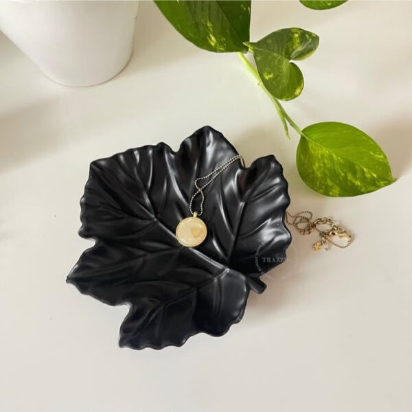 Aquarium Fish Shape Leaf Tray Decor